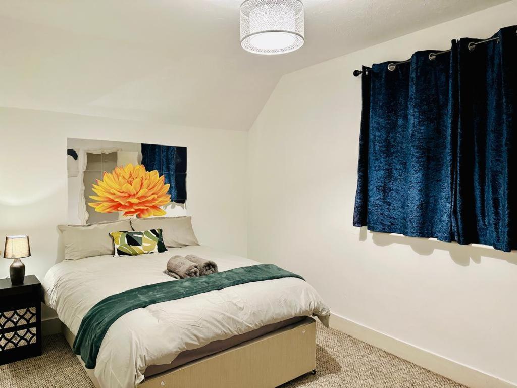 Cosy 3 Bed House - Cent. Free Parking Reading